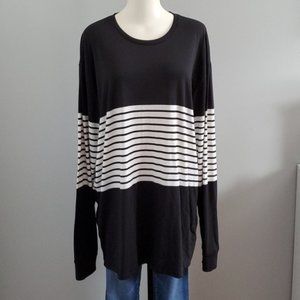 Lularoe Long Sleeve Hudson Tshirt